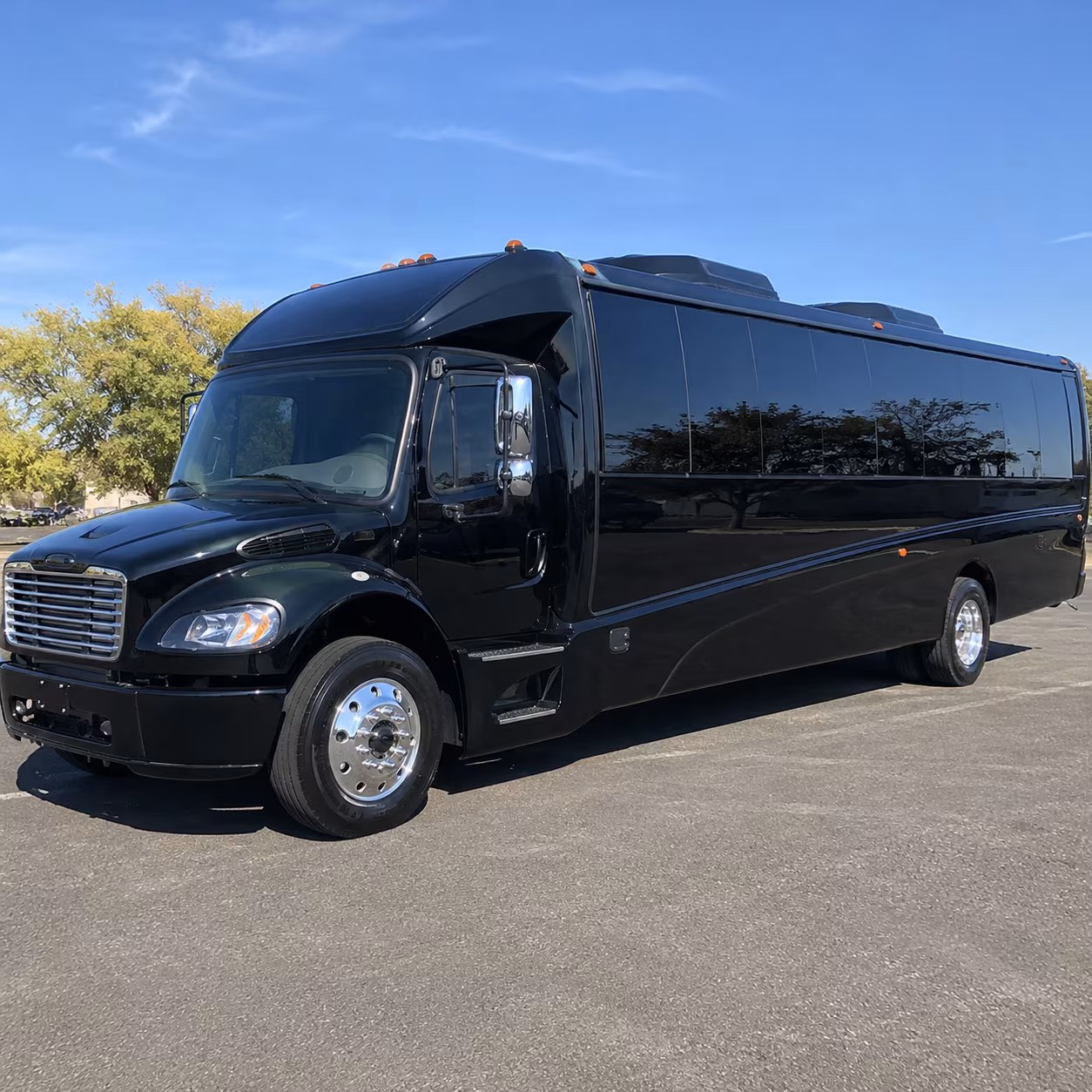 charter buses to coastal credit union music park at walnut creek shows