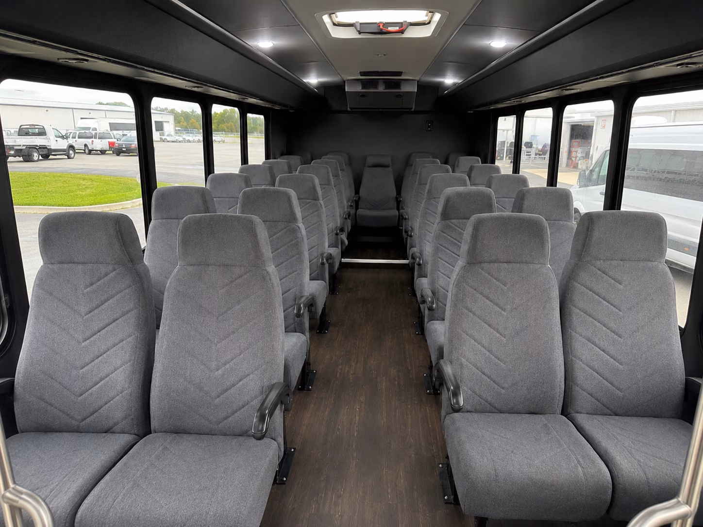 minibus rentals for small group wine tastings near apex