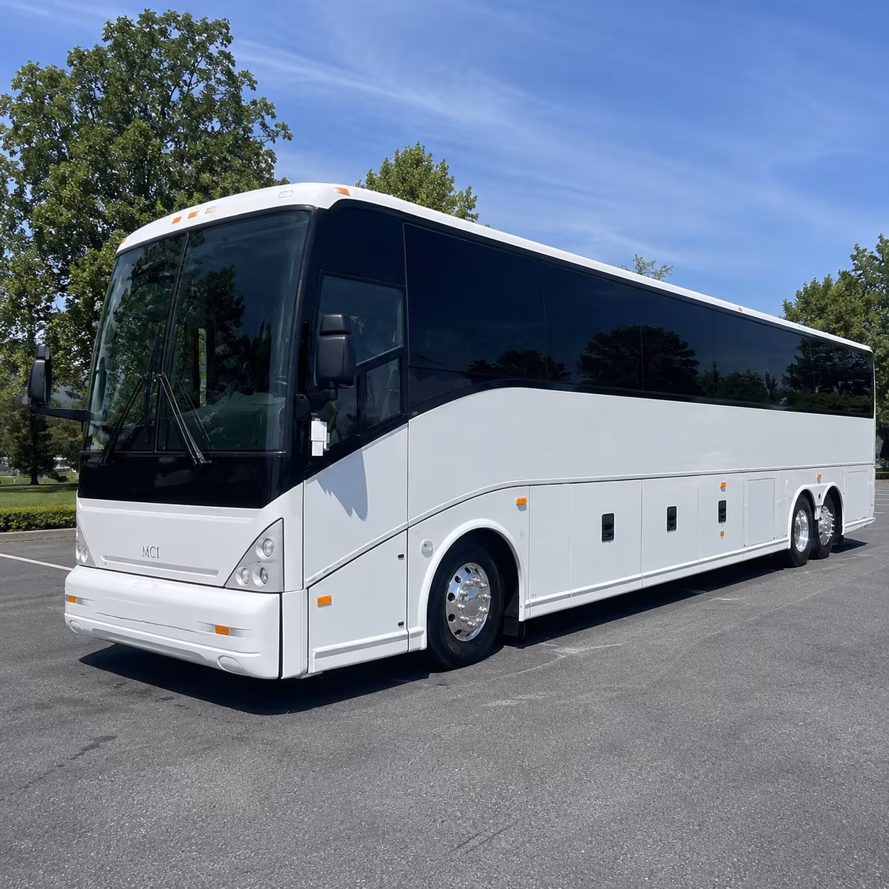 outdoor and nature field trip buses for apex classes